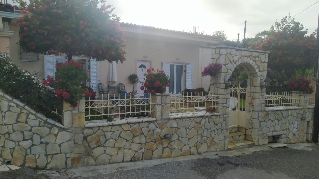 Summer Village House Popi Kanakádes 외부 사진